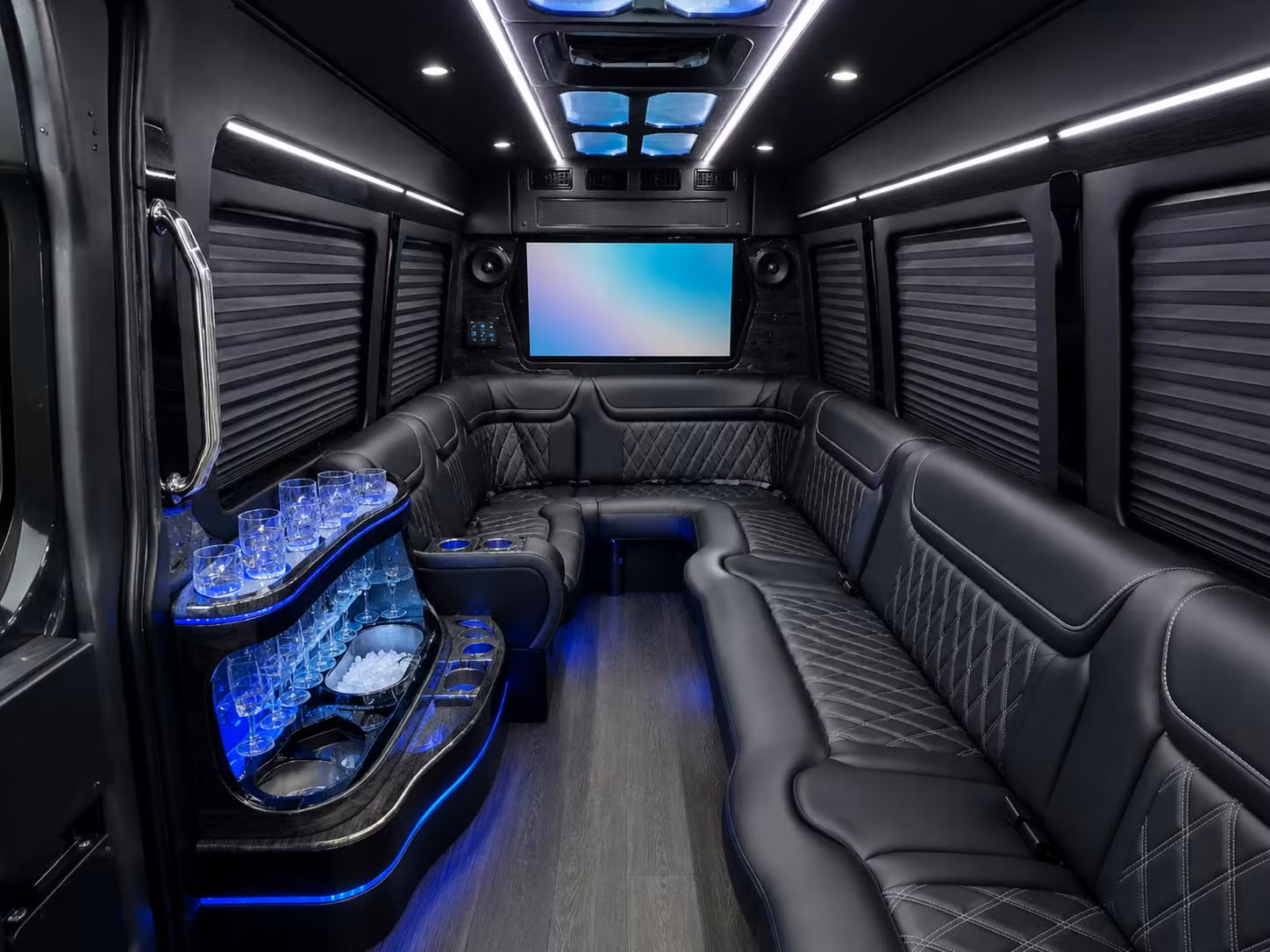 des moines concert shuttles departing from ames iowa