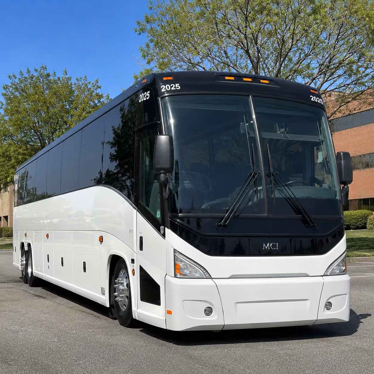 outdoor music festivals and summer concert bus rentals near ames
